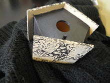 Load image into Gallery viewer, Valentine Birdhouse